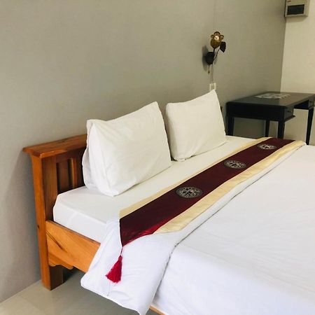 Baanlugchange Hotel Chanthaburi Exterior foto