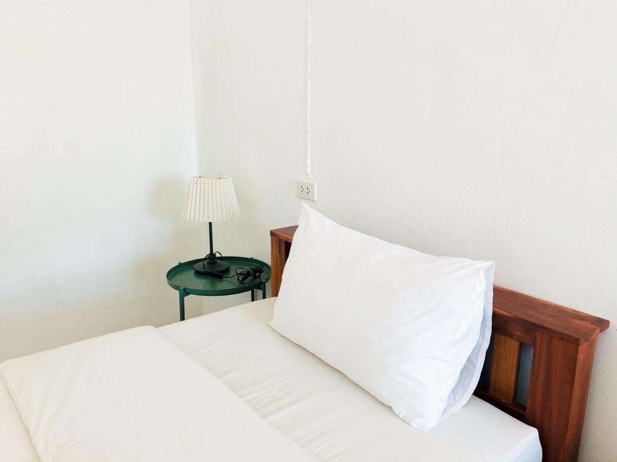 Baanlugchange Hotel Chanthaburi Exterior foto