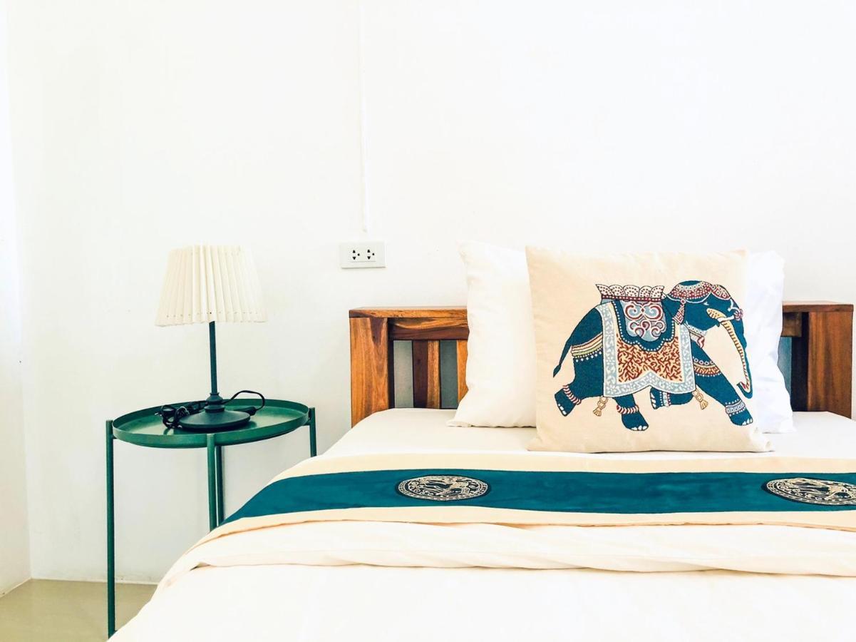 Baanlugchange Hotel Chanthaburi Exterior foto