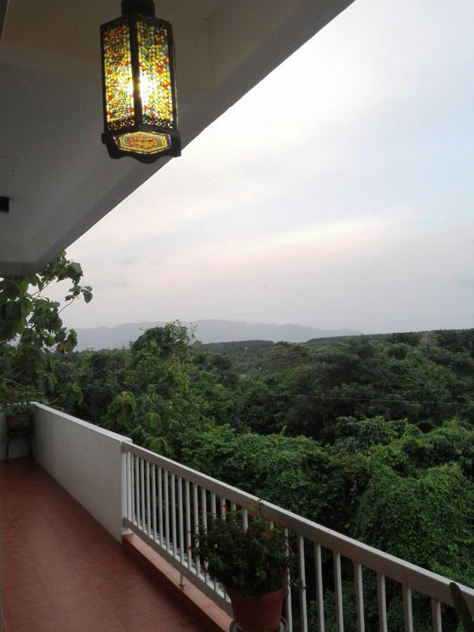Baanlugchange Hotel Chanthaburi Exterior foto